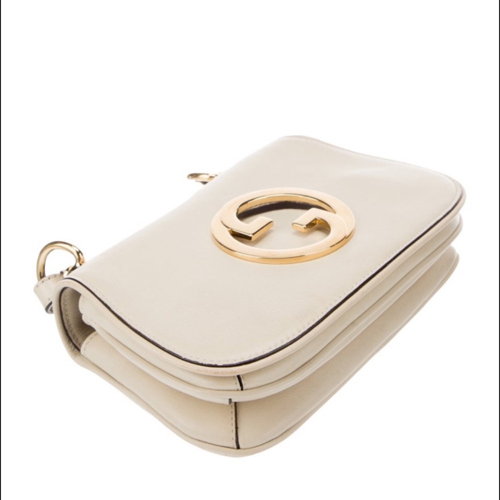 GUCCI Crossbody Bag - Picture 3 of 3